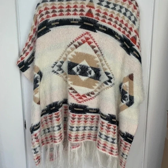 Free People fuzzy Canyonland Kimono with fringe Ivory Combo, One Size - Picture 7 of 8